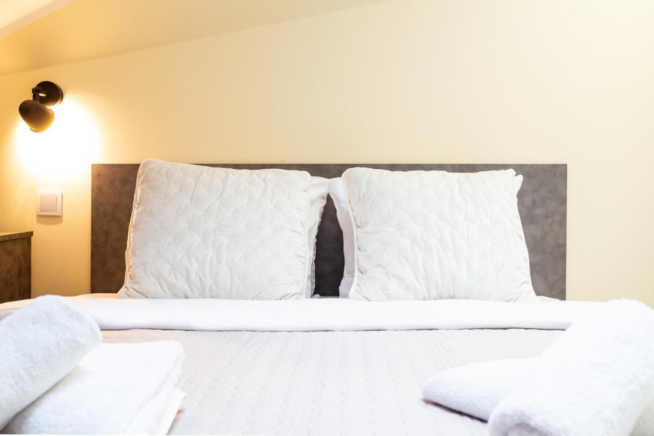 Househost Apartment:Bracka 3/15A Krakow Luaran gambar