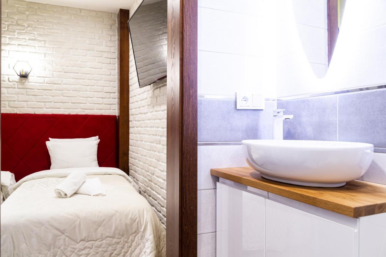 Househost Apartment:Bracka 3/15A Krakow Luaran gambar